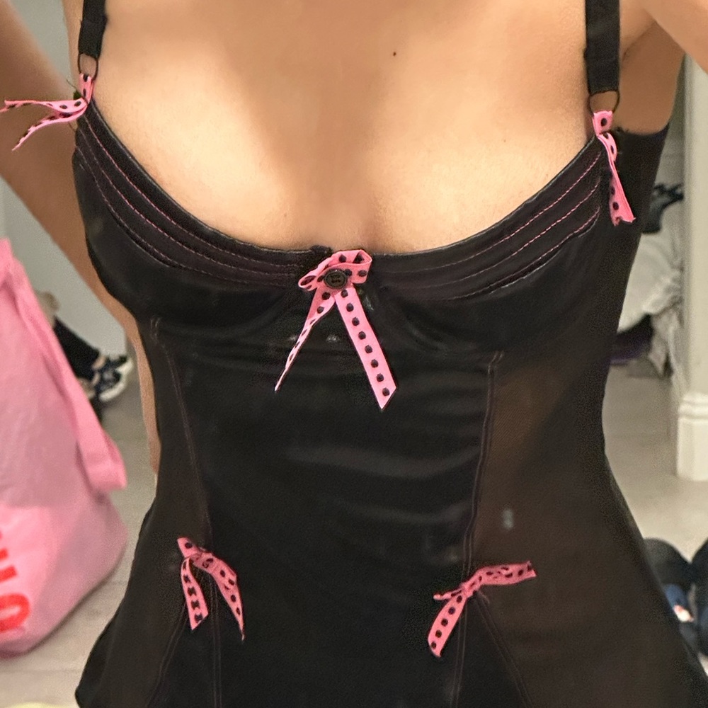 lingerie to